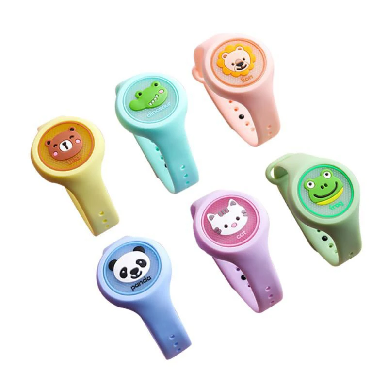 Világítós, mesefigurás szúnyogriasztó karkötő gyerekeknek - 3 db