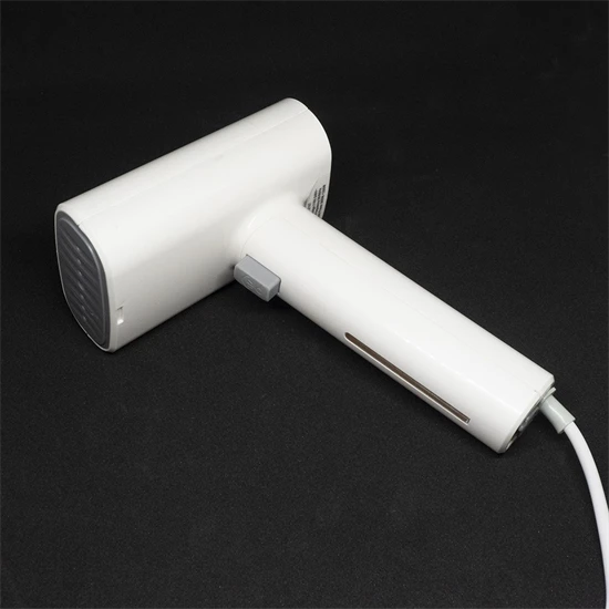 Ergonomikus hordozható függőleges kézi gőzvasaló - LED kijelzővel