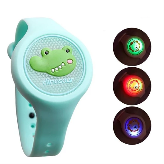 Világítós, mesefigurás szúnyogriasztó karkötő gyerekeknek - 3 db